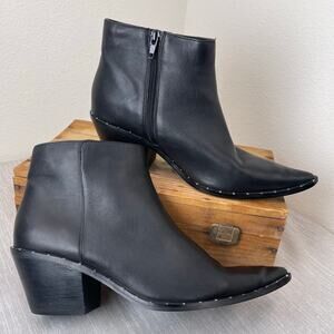Charles by Charles David Plato Black Leather Studded Pointed Toe Ankle Boots 9.5